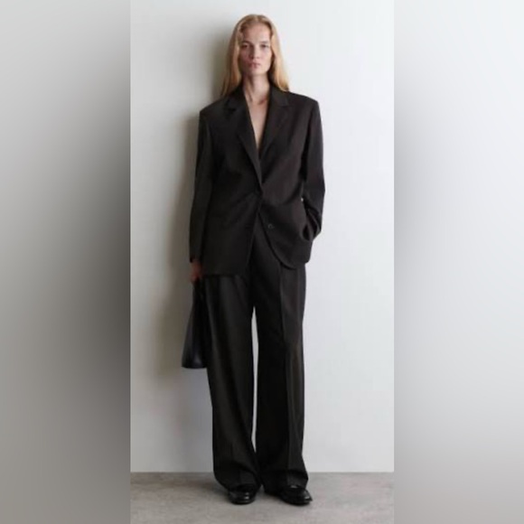 🆕COS oversized black blazer - Picture 1 of 9